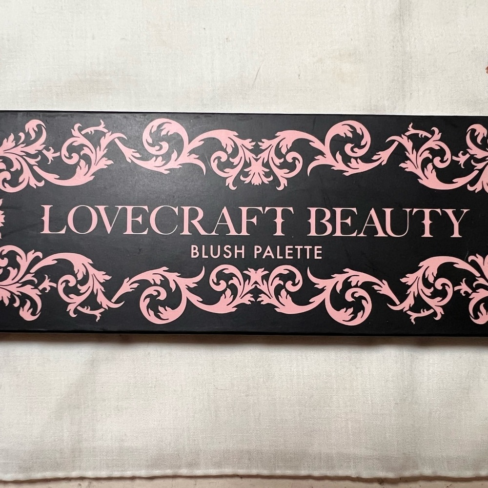 LoveCraft blush palette